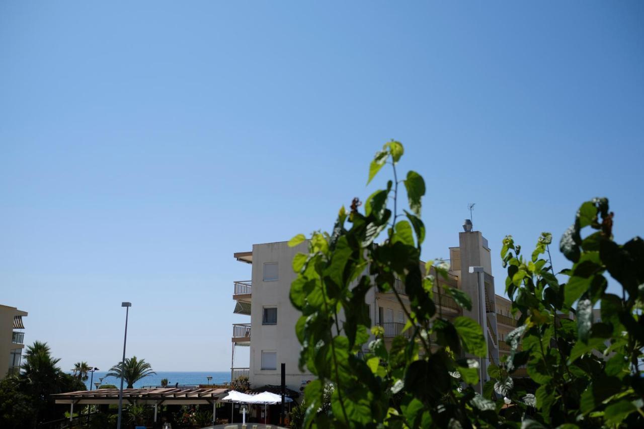 Apartaments Alex كامبريلس المظهر الخارجي الصورة