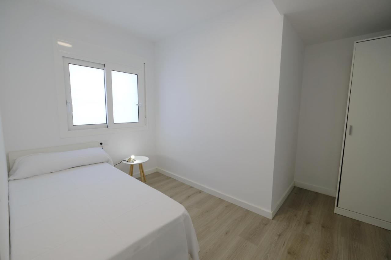 Apartaments Alex كامبريلس المظهر الخارجي الصورة